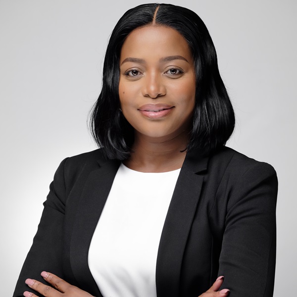 Phenduliwe Dlamini